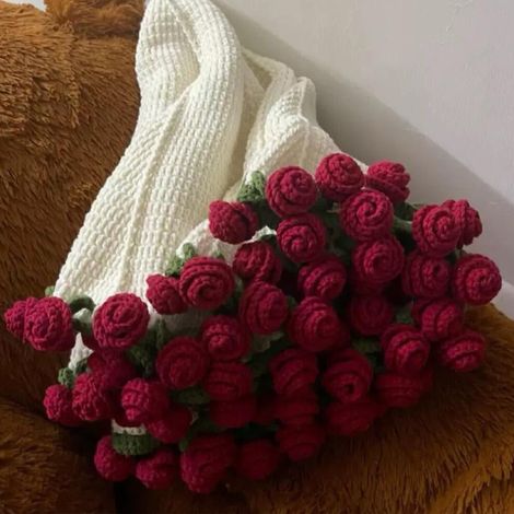 Prndkhn Häkeldecke mit Rosenstrauß – Eine weiche und leichte Strickdecke, ein selbstgemachtes Geschenk, perfekt für Mama, Geburtstage und als Dekoration – Kompatibel