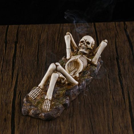 Porte-encens en forme de crâne, plateau à bâtonnets d'encens fantôme créatif, support d'aromathérapie pour la décoration de la maison, de la chambre ou du bureau, cadeau de méditation (1/4)