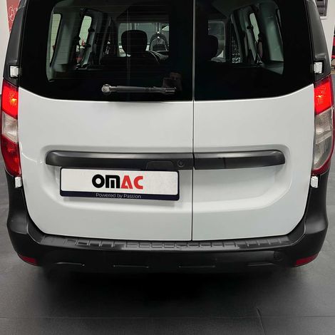Protection Seuil de Pare-Chocs Arriére Compatible avec Dacia Dokker 2012-2021 Acier INOX (1/5)