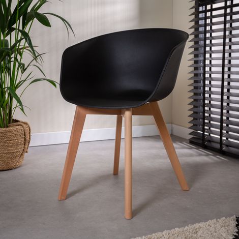 Chaise de salle à manger scandinave Herning noire – Coque en (1/5)