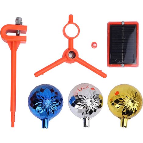 Birds reflect light with this solar-powered, visual bird deterrent device for outdoor garden yards (1/5)