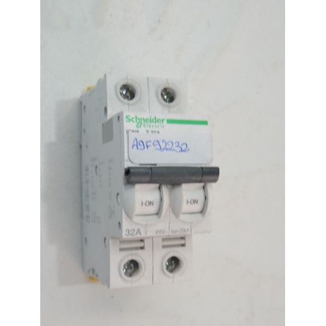 Acti9, iC60L disjoncteur 2P 32A courbe Z - A9F92232 (1/2)