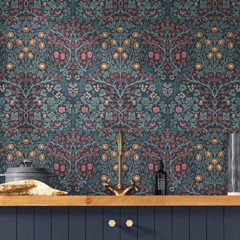 Papier peint intissé à motif – Blackthorn Navy – Dimensions 1005 x 52 cm – Raccord droit 61.58 cm – Résistant à la lumière (1/5)