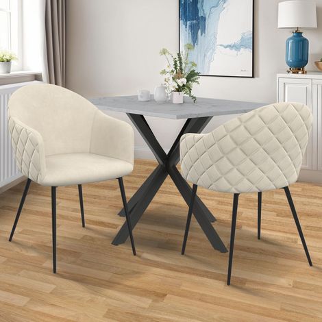 Lote de 2 sillas y sillones de mesa MOLY de terciopelo beige gofrado