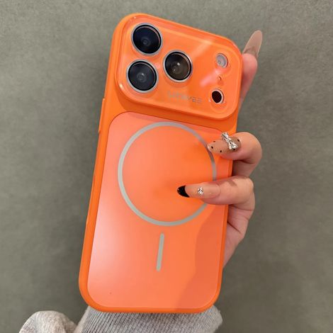 Coque de téléphone magnétique à chargement par charge rapide (iPhone 16 Pro Max orange), finition AG givrée, en silicone souple antichoc (1/5)