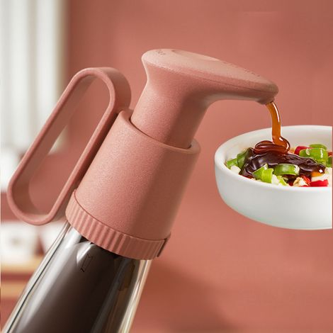 Presse-presse à main flexible avec poignée pratique et tête de pompe pour la cuisine (rouge) (1/5)