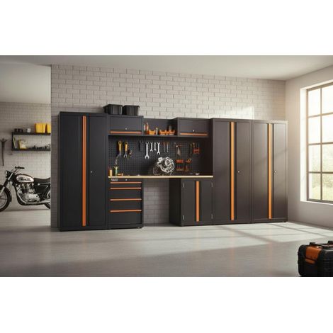 Mobilier de garage et deux armoires supplémentaires (1/2)