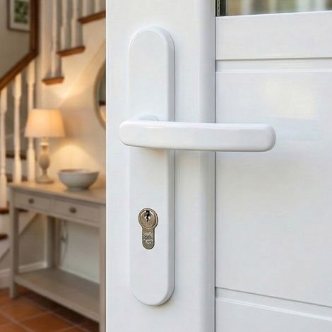Ouvre&Déco – 2 poignées de porte d'entrée Aluminium blanc mat plaque standard 40mm trou cylindre entraxe 195 mm, BALTIC