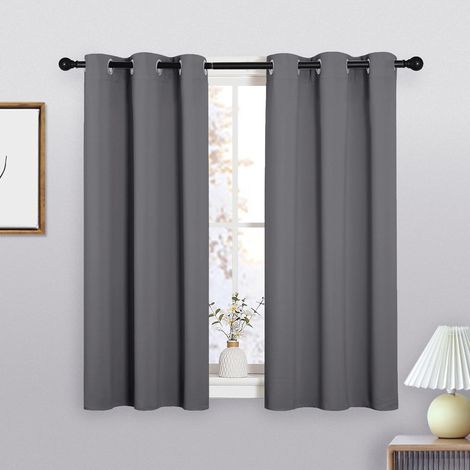 Lot de 2 rideaux occultants et thermiques à œillets, adaptés pour la chambre et le salon (Gris, 86,4 x 114,3 cm) (1/5)