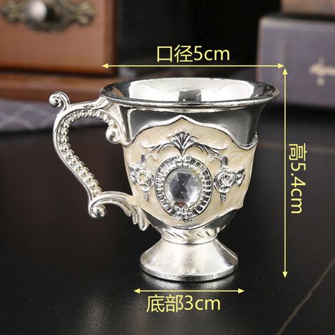 (Verre blanc argenté de style européen) Verre à vin blanc en métal, design créatif de style européen avec anse, verre d'une once, haut de gamme. (1/2)