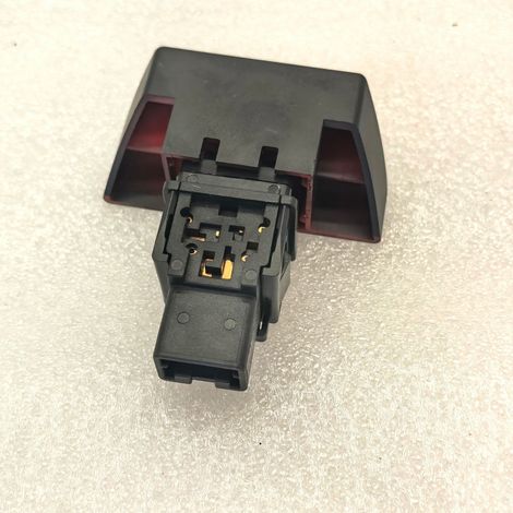 25290-3TA0A is a four-flash emergency light switch suitable for Nissan Teana L33 (models 13-19). (1/4)
