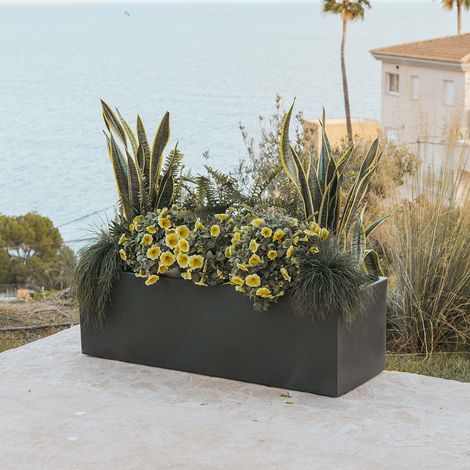 JARA 60 Macetero Rectangular de Interior y Exterior Para Plantas y Flores Muy Resistente al Paso del Tiempo. Jardinera Hecha de Polietileno en España - Antracita