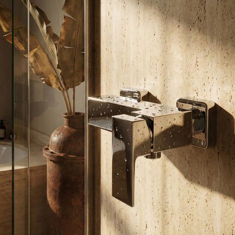 PaulGurkes Robinet de douche encastré carré (1/5)