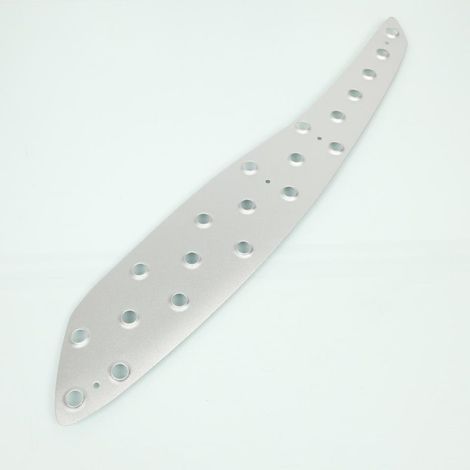 [JAMAIS UTILISE] Protection marche pied origine pour scooter Chinois YY125T-7 AVG (1/2)