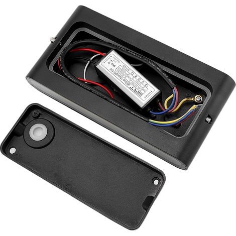 Applique murale LED 12W pour extérieur, étanche, idéale pour jardin carré, allée ou balcon. (1/5)