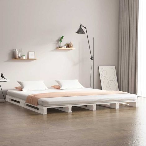 Lit palette 200 x 200 cm en pin massif blanc avec cadre et sommier à lattes - PANGIVO (1/5)