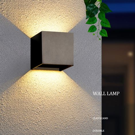 Applique murale LED étanche pour intérieur et extérieur, idéale pour salon, balcon, jardin ou couloir. (1/5)