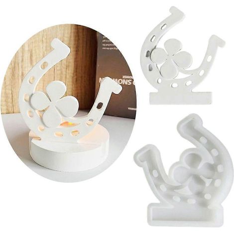 Moules en silicone pour bougeoirs en forme de fer à cheval et de trèfle à quatre feuilles (1/4)