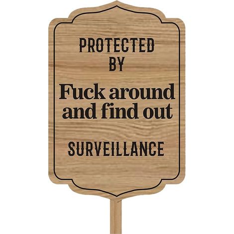 Panneau de signalisation en bois "Propriété privée" avec message de sécurité, dimensions 55x17 cm, couleur marron, livré avec 1 support pour installation facile. (1/5)