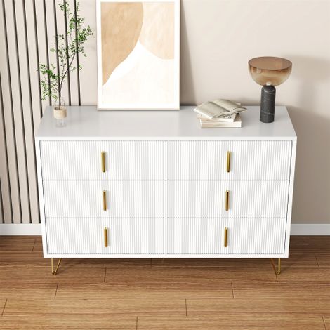 Élégant buffet au design moderne, commode offrant un vaste espace de rangement.