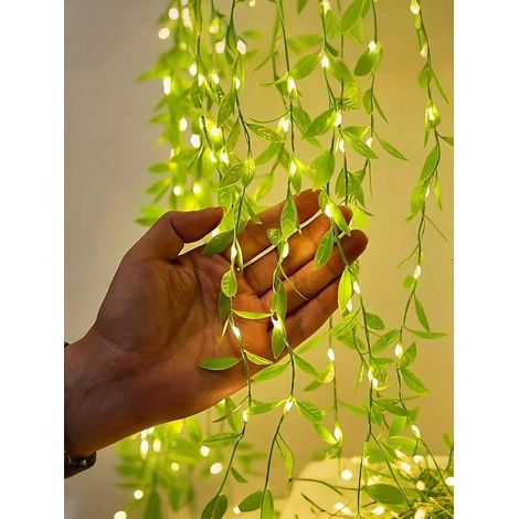 Guirlande Lumineuse LED à Feuilles Vertes Artificielles – 5 Mètres, 50 Lumières, Guirlande en Rotin Vannerie pour Emballage Cadeaux, Mariages, Fêtes, Décorations de Noël et de Vacances (1/5)