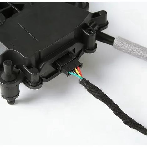 Part number 51247441630 is suitable for the tailgate lock of BMW X5 models from 2019 to 2021. (1/5)