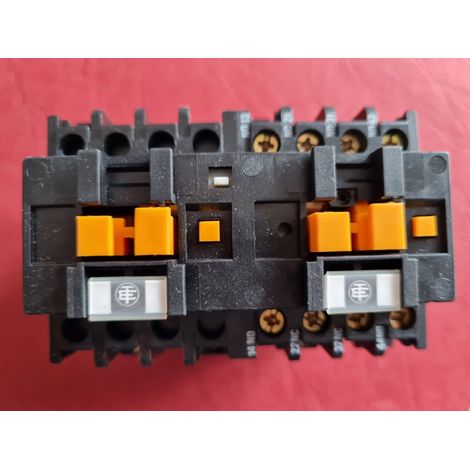 TELEMECANIQUE CA2-DK122 EA65 LATCHING CONTACTOR 48V AC