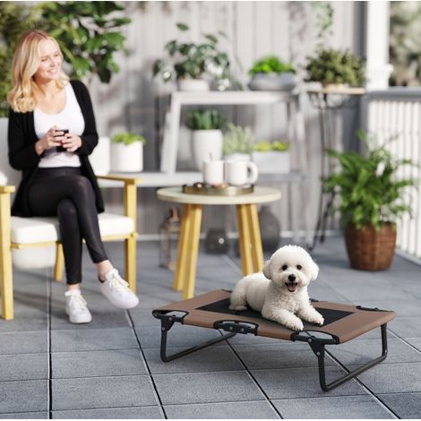 Lit pour chien pliable extérieur 75x51x18 cm café HAVRYA (1/3)