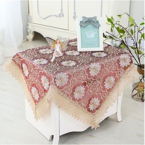 Nappe carrée brodée - Pour table basse - Pour table de chevet - Pour table de nuit - Pour commode - Brodée - Carrée (1/2)