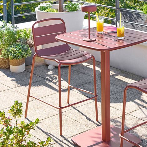 Chaise haute de jardin Alegoria empilable acajou - Hespéride