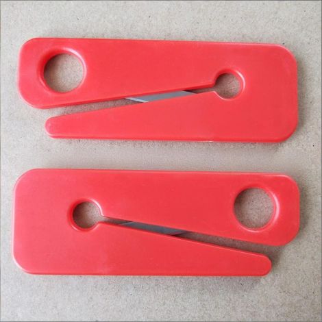 Optimisez votre espace avec le paravent , plus solide et privé grâce à son polypropylène. Design pliable à quatre panneaux, cadre en pin arqué et tissage chic, il est idéal pour sé (1/4)