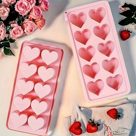 Moule à glaçons cœur en silicone monobloc, idéal aussi pour chocolats et puddings. (1/5)