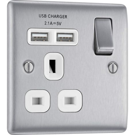 Prise électrique à Commutation Unique avec Ports de Charge USB, 13 A, Acier brossé avec Inserts Blancs (1/5)