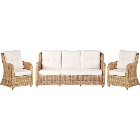 Set da giardino in rattan naturale divano a 3 posti 2 poltrone cuscini bianchi Alessano