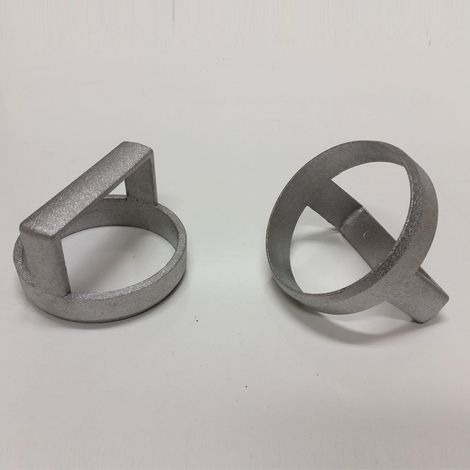 Découpoir en aluminium de 8,5 cm pour moules tigella ou tigelle et crescentine