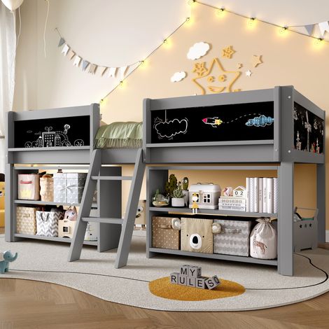 Cama de altura media en madera de pino y MDF gris, 90x200 cm, con espacio de almacenamiento, escalera, barandillas y cuadro. (1/5)