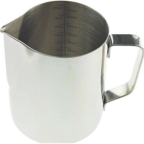 Sieben Möglichkeiten, Milch mit einem 600-ml-Milchkrug perfekt aufzuschäumen. (1/5)