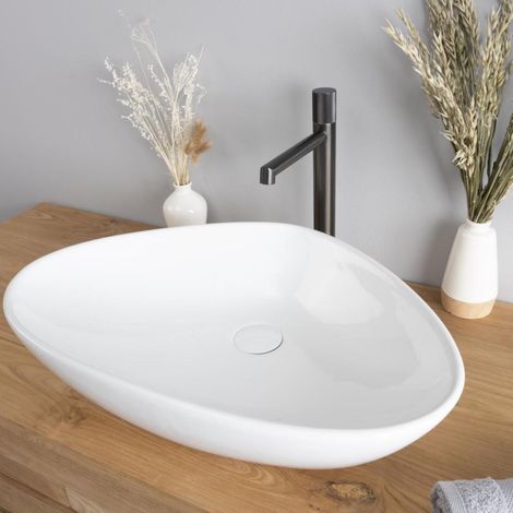 Wanda Collection – Vasque à poser en céramique blanche 59cm – Largeur 40cm – Hauteur 12cm – Coins arrondis pour un design moderne