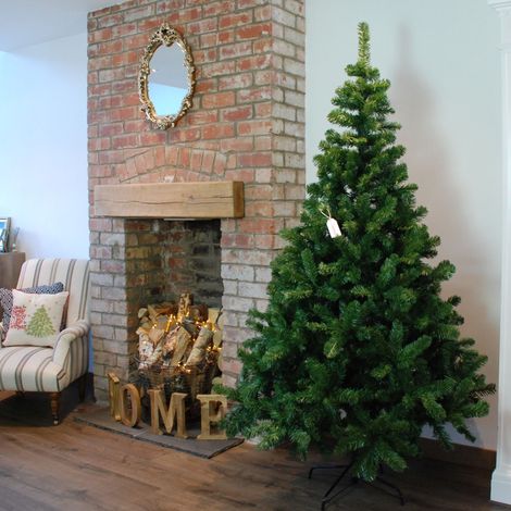 7ft (210cm) Samuel Alexander Luxury Green Christmas Tree 770 Tips 137cm Wide (1/5)