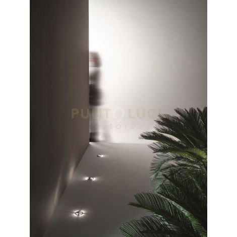 SEGNAPASSO A 4 EMISSIONI A LED SILVER 3000K 80LM 1W IP67