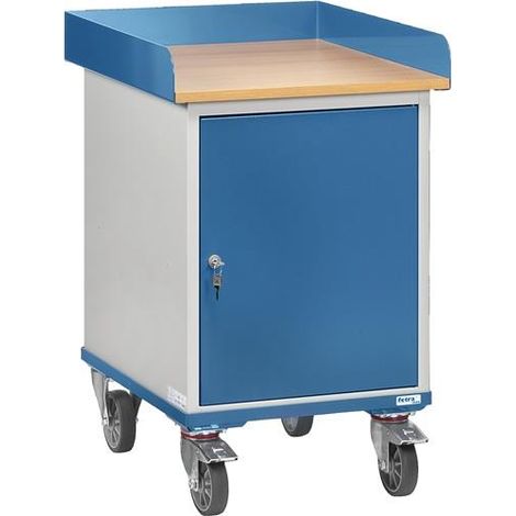 Fetra Rollschrank mit Umrandung und Stahlschrank (1/2)