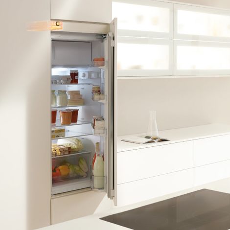 Blum – Lave-vaisselle avec système d'ouverture électrique Servo Drive – Compatible portes intégrées – Hauteur max 1779 mm – Mécanisme anti-support (1/5)