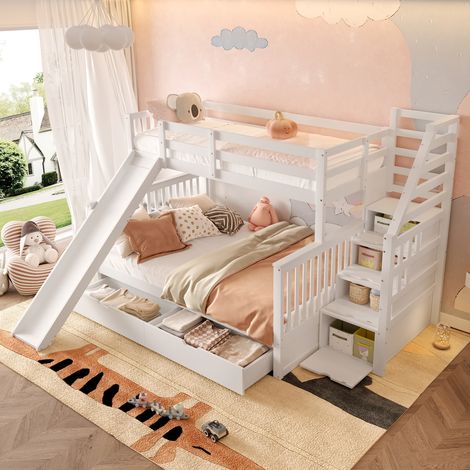 Letto a castello in pino e MDF bianco anticato 90x200 sopra 140x200 cm con scivolo, cassetti e contenitori
