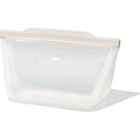 Contenitore per alimenti in silicone Oxo Good Grips color avena, 1,8 litri, lavabile in lavastoviglie. (1/5)