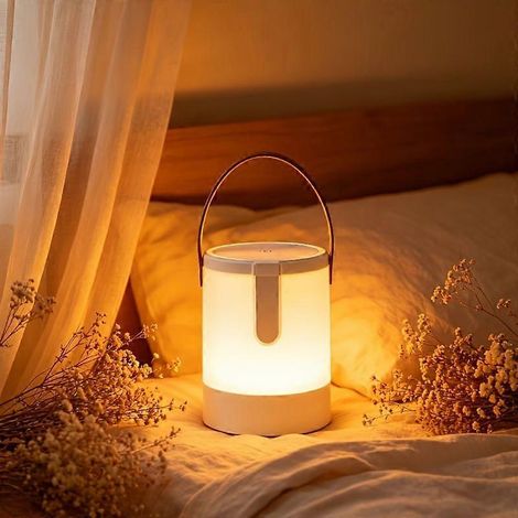 Lámpara de noche LED inteligente con reloj y alarma, lámpara cilíndrica recargable portátil con mango de metal, batería de 1800 mAh, modo dual para dormitorio. (1/5)