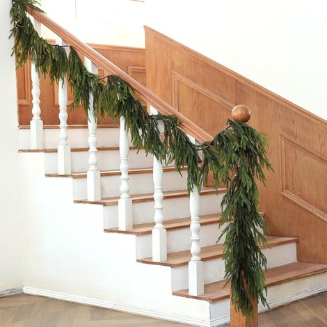 Guirlande De Pin De Norfold - 2,74 M - Décor Artificiel Pour Intérieur Et Extérieur - Pour Cheminée Fenêtre Fêtes - 1 Pièce (1/5)