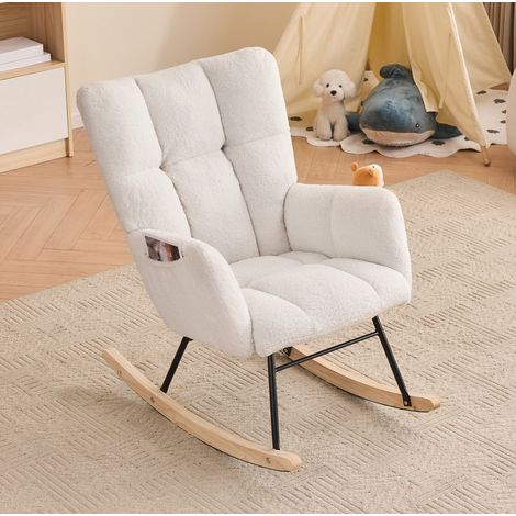 Fauteuil à bascule 80x70x95 cm en tissu peluche blanc, dossier haut, pour salon et lecture – MEUBLIV (1/5)