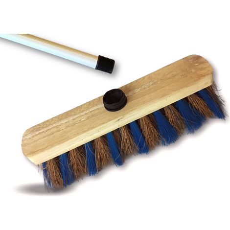 Balai de ménage en fibres de coco zèbré - A l'unité - Manche acier gainé (1/5)
