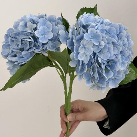 Lot de 2 fleurs d'hortensia artificielles réalistes à longue tige en soie - 60 cm - Grand bouquet de fleurs d'hortensia artificielles au toucher réaliste pour la maison, un mariage, un centre