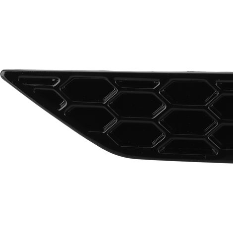 Modification auto 17-20 : Volkswagen Golf 7.5 GTI Garniture de feux arrière nid d'abeille - Paire de garnitures noires brillantes pour les côtés gauche et droit (1/4)